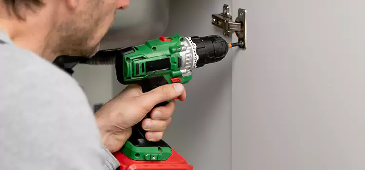 Commercial Door Hinge Repair Los Angeles